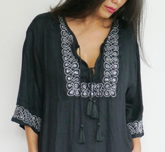 Dress Teresa - Black With Off-White Embroideries